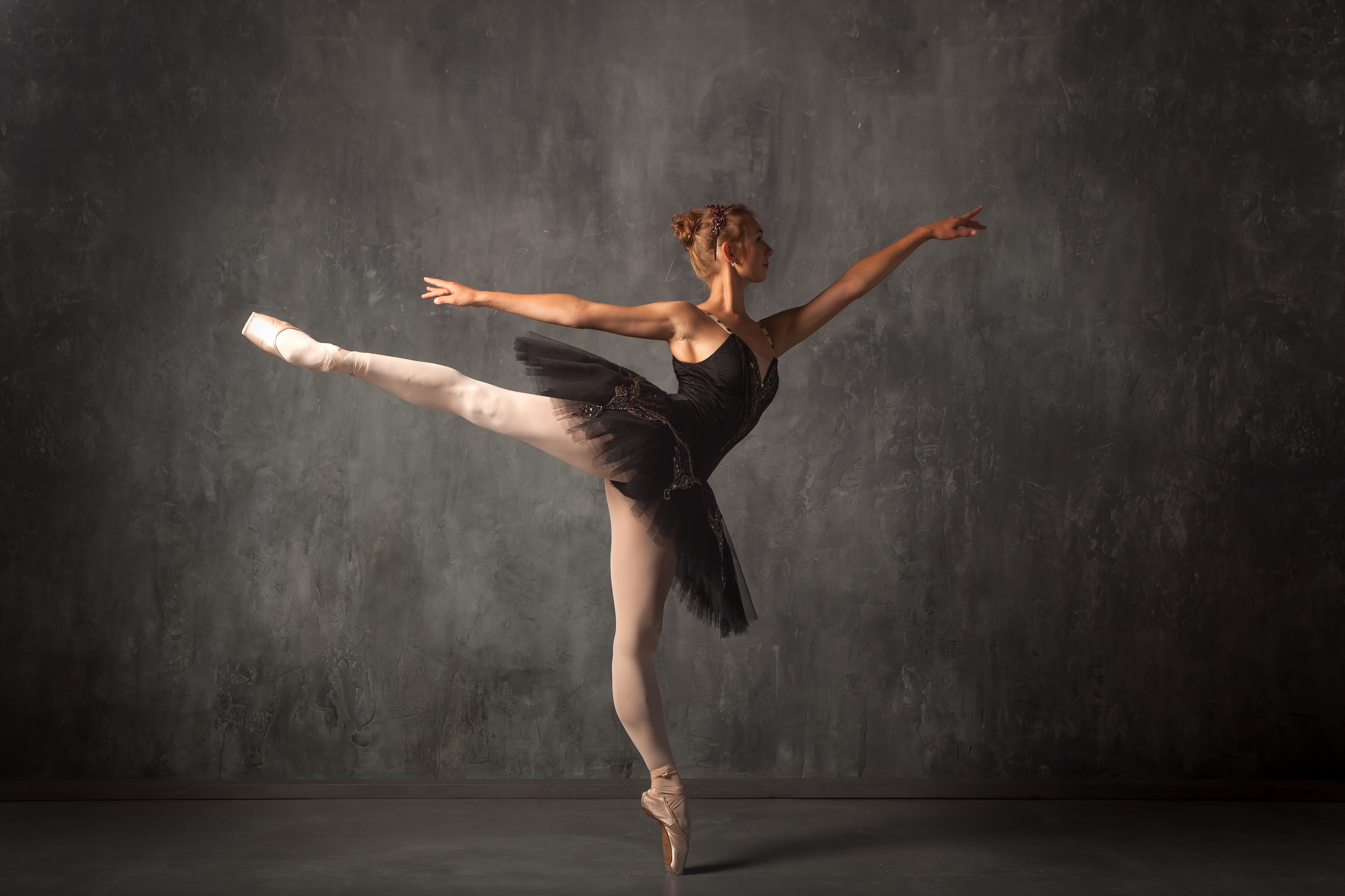 FREE Canva - Ballerina Woman Pose